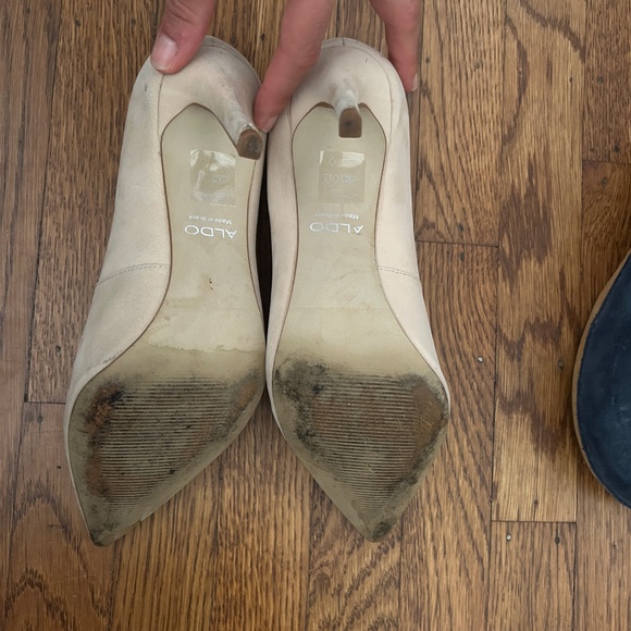 Aldo Suede Nude Pump - Picture 4 of 6